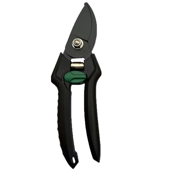 black handle prunign shears