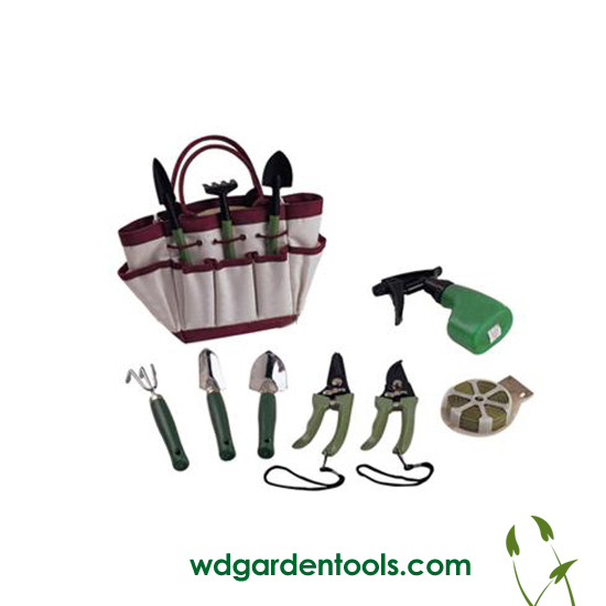 Gardening tool set