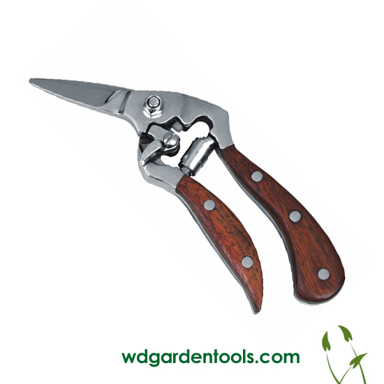 Garden pruners