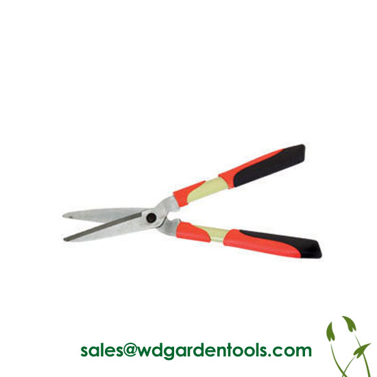 Japanese hedge shears